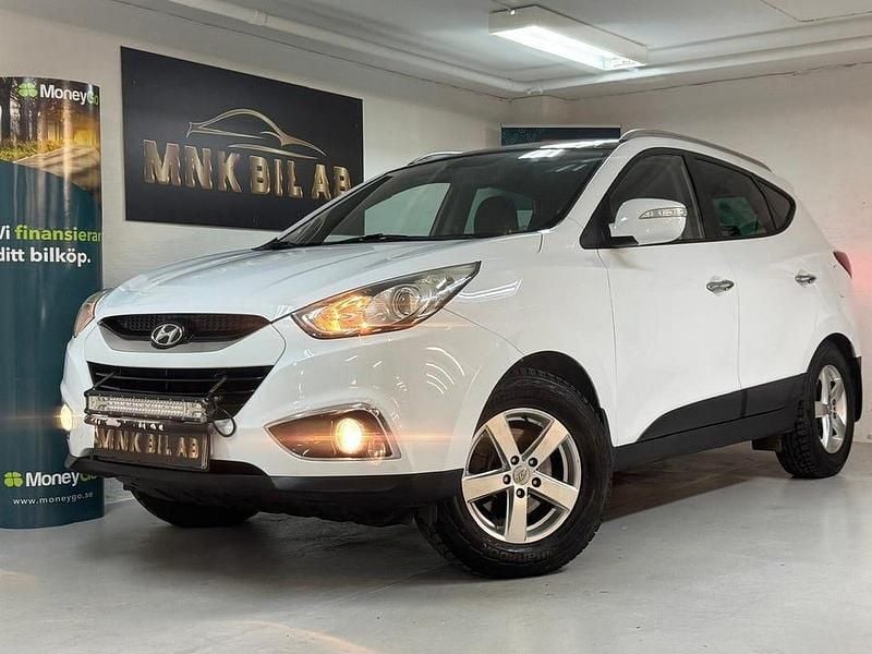 Vit Begagnad 2011 Hyundai ix35 SUV | 84 900 kr (Marknadspris) - Bild 1/4