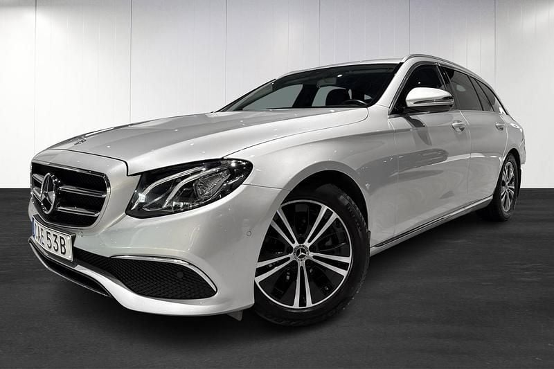 Silver Begagnad 2019 Mercedes E200 Kombi | 269 900 kr (Marknadspris) - Bild 1/4