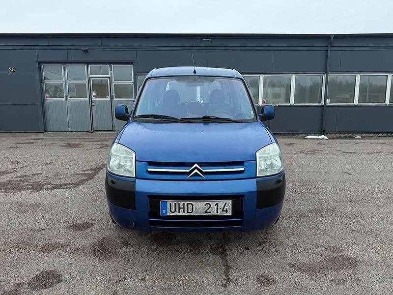 Begagnad Citroën Berlingo 109 HK (80 kW) 2003 Blå Minibuss