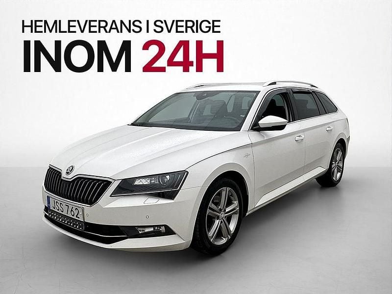 Begagnad Skoda Superb LAURIN & KLEMENT 190 HK (139 kW) 2018 Vit Kombi