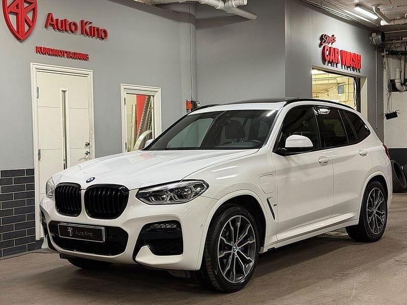 Vit Begagnad 2020 BMW X3 M Sport SUV | 369 000 kr (Dyr) - Bild 1/4