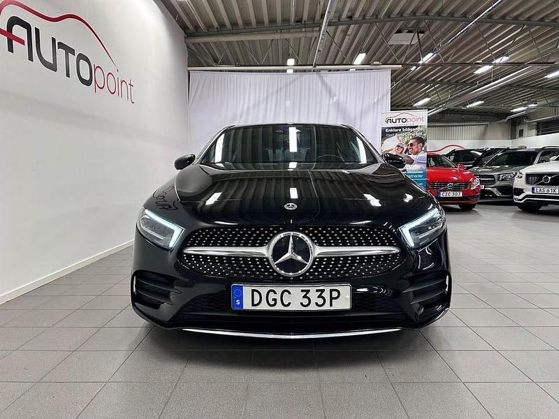 Begagnad Mercedes A180 AMG 136 HK (100 kW) 2022 Svart Halvkombi