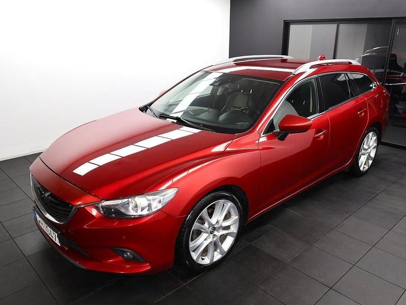 Begagnad Mazda 6 Optimum 194 HK (142 kW) 2013 Röd Kombi