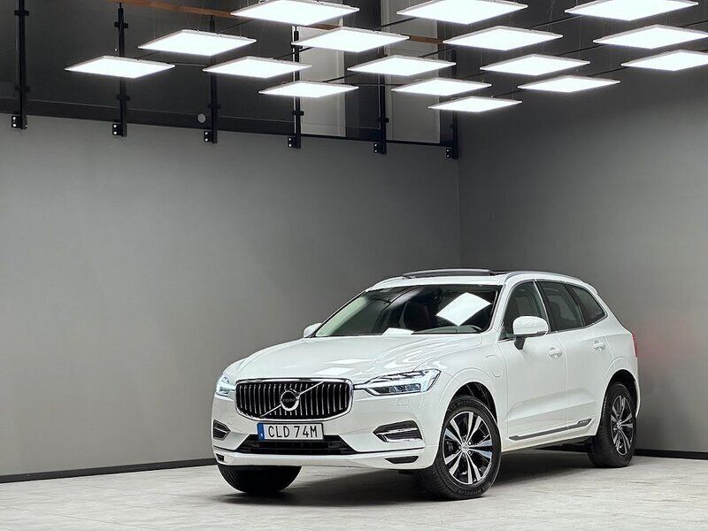 Vit Begagnad 2020 Volvo XC60 Inscription SUV | 379 900 kr (Bra pris) - Bild 1/3