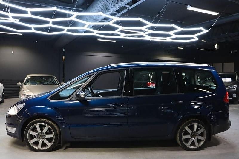 Begagnad Ford Galaxy Trend 116 HK (85 kW) 2013 Blå Minibuss
