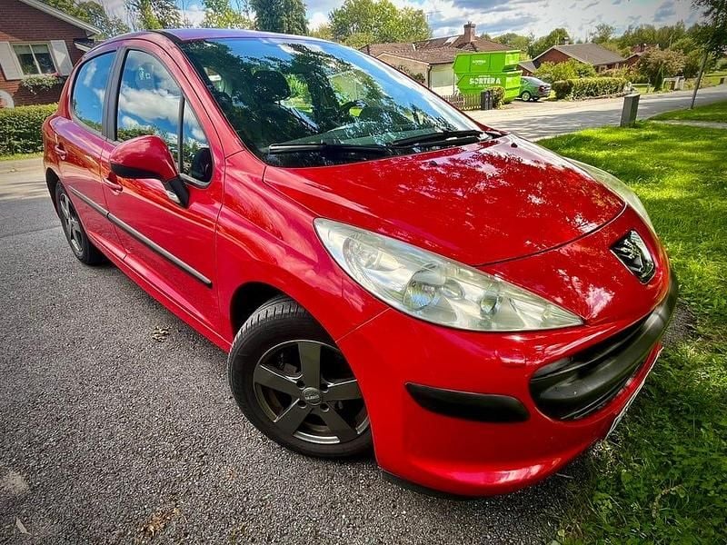 Begagnad 2007 Peugeot 207 Halvkombi | 26 000 kr (Marknadspris) - Bild 1/4