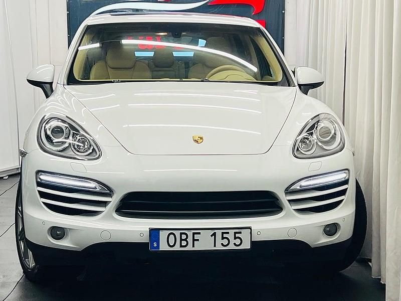 Begagnad Porsche Cayenne 245 HK (180 kW) 2013 Vit SUV