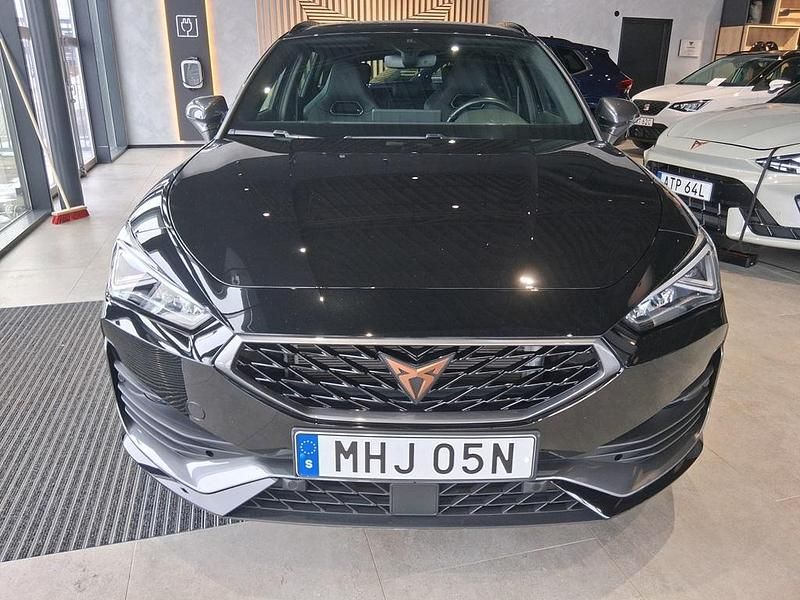 Begagnad Cupra Leon 2024 Svart