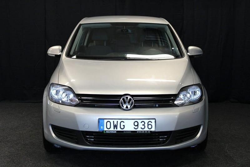 Begagnad VW Golf Plus Cross 160 HK (117 kW) 2010 Brun Minibuss