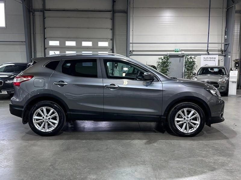 Begagnad Nissan Qashqai 360º 131 HK (96 kW) 2015 Grå SUV