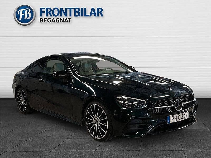 Grön Begagnad 2022 Mercedes E200 AMG line Sportkupé | 579 900 kr - Bild 1/4