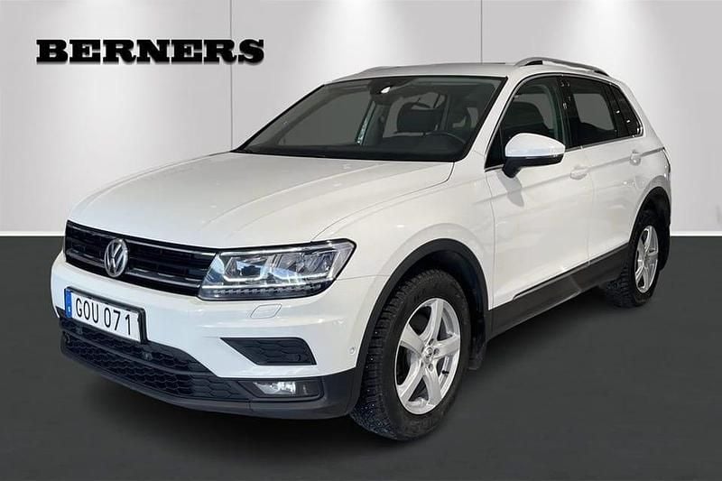 Begagnad VW Tiguan 151 HK (111 kW) 2019 Vit SUV