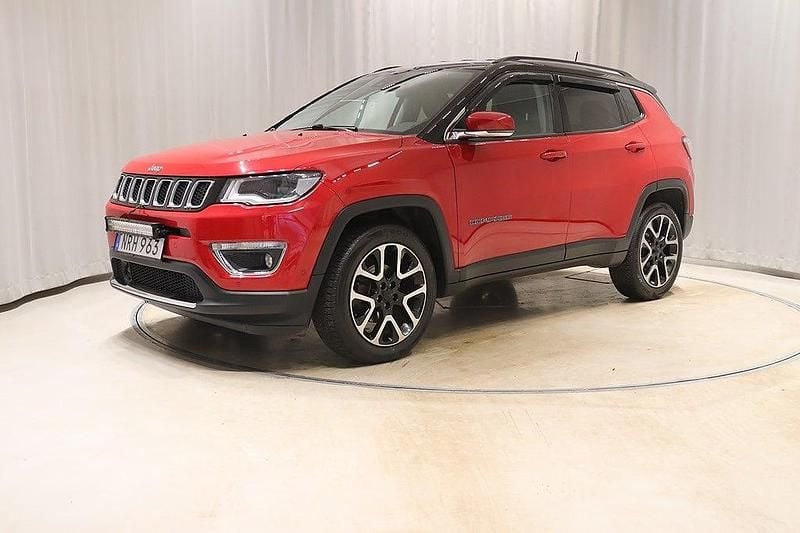 Röd Begagnad 2018 Jeep Compass SUV | 164 800 kr (Bra pris) - Bild 1/4
