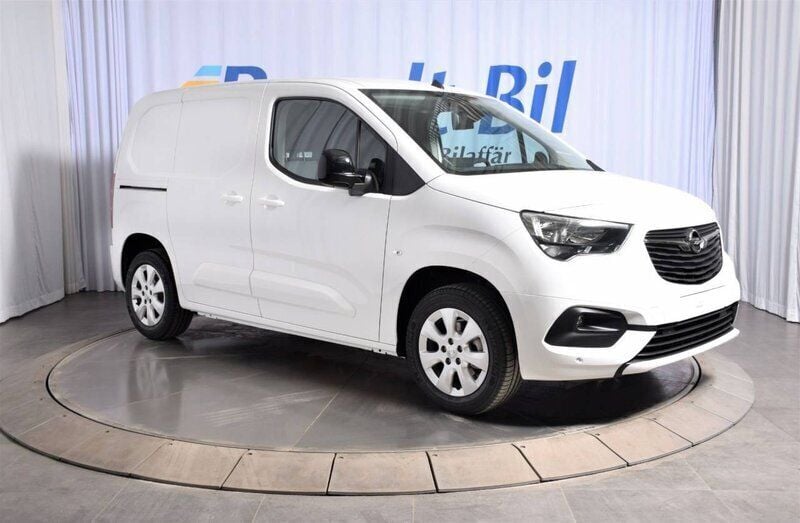 Vit Begagnad 2023 Opel Combo Minibuss | 333 125 kr (Dyr) - Bild 1/3