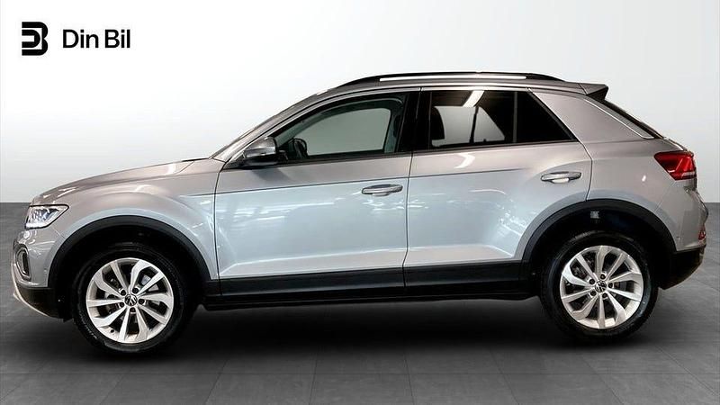 Begagnad VW T-Roc Life 150 HK (110 kW) 2024 Silver SUV