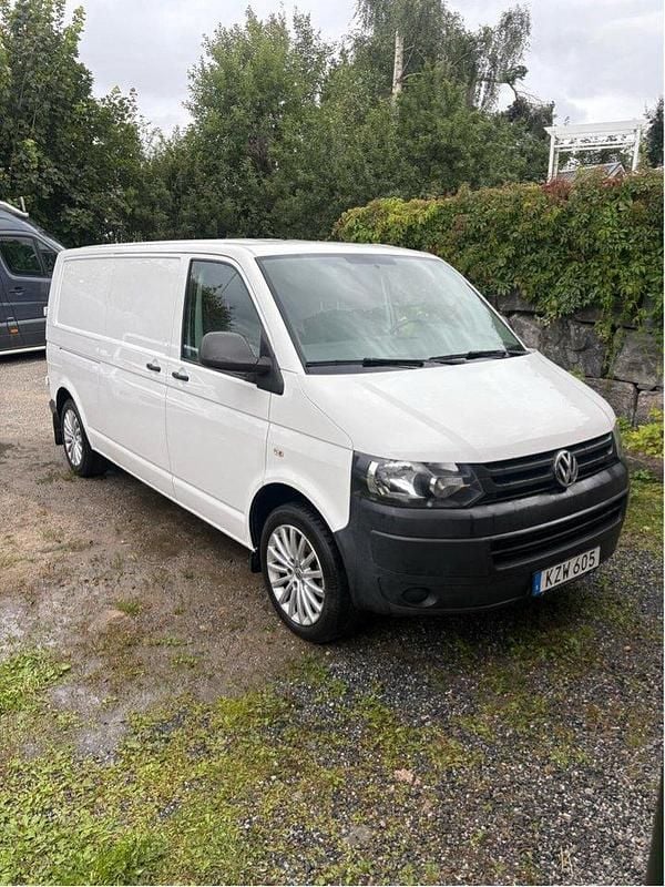 Vit Begagnad 2015 VW T5 Van | 85 000 kr (Bra pris) - Bild 1/4