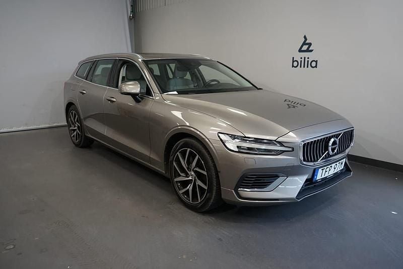 Grå Begagnad 2019 Volvo V60 Inscription Kombi | 289 900 kr (Bra pris) - Bild 1/3