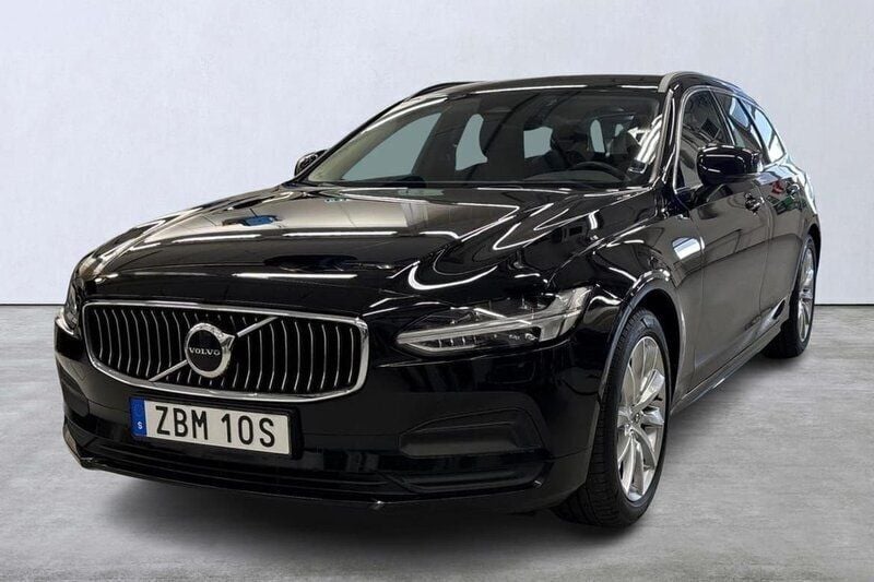 Svart Begagnad 2022 Volvo V90 Momentum Kombi | 259 000 kr (Bra pris) - Bild 1/4