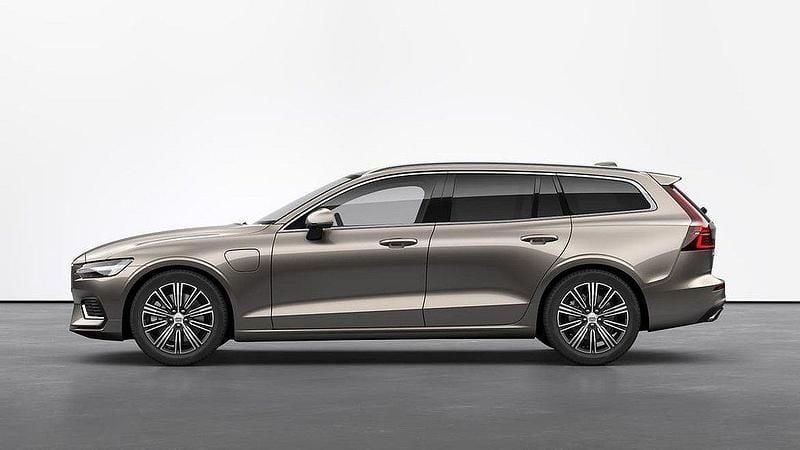 Grå Begagnad 2021 Volvo V60 Inscription Kombi | 329 500 kr (Marknadspris) - Bild 1/4