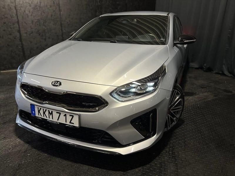 Begagnad Kia Ceed GT GT 204 HK (150 kW) 2019 Grå Kombi
