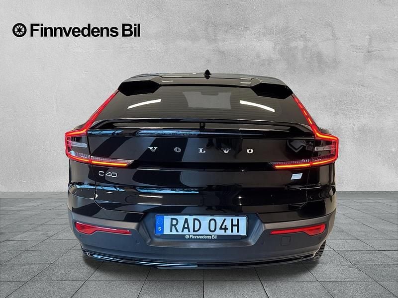 Begagnad Volvo C40 Core 172 kW (234 HK) 2022 Svart SUV