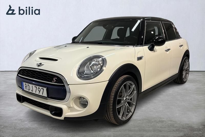 Begagnad Mini Cooper S 2017 Vit Halvkombi