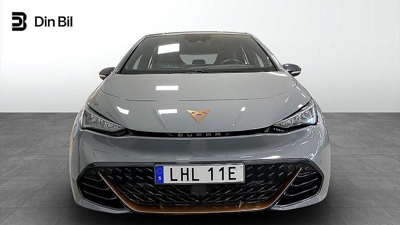 Begagnad Cupra Born 169 kW (231 HK) 2023 Grå Halvkombi