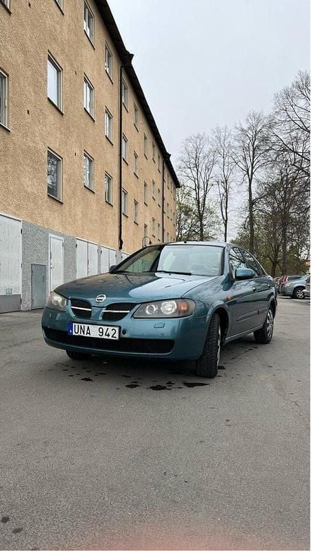 Gul Begagnad 2003 Nissan Almera Sedan | 18 500 kr (Marknadspris) - Bild 1/4