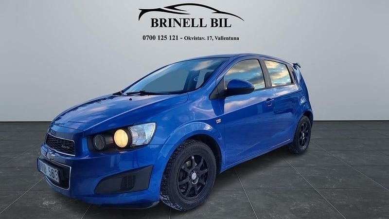 Begagnad Chevrolet Aveo 87 HK (63 kW) 2012 Blå Halvkombi