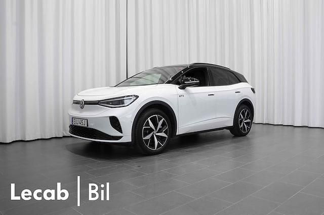 Vit (glacier white metallic bl) Begagnad 2024 VW ID.4 GTX SUV | 559 500 kr - Bild 1/4