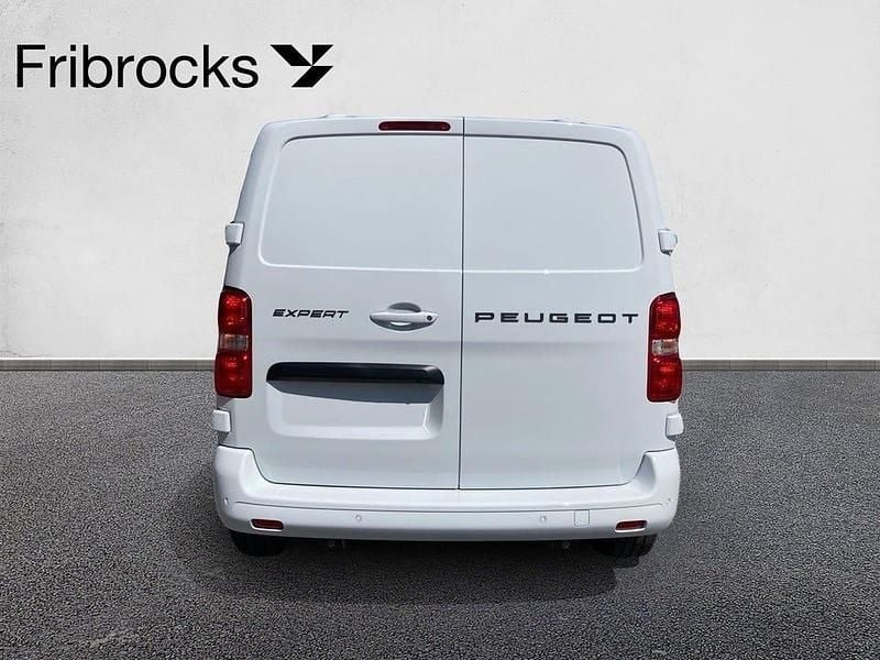 Begagnad Peugeot Expert 145 HK (106 kW) 2024 Vit (vit kaolin) Van