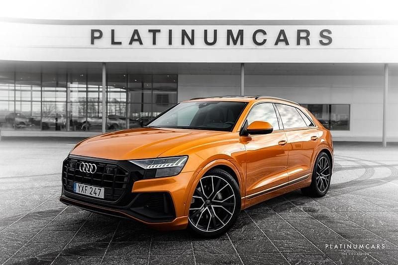 Orange Begagnad 2018 Audi Q8 S-Line SUV | 549 000 kr (Marknadspris) - Bild 1/4