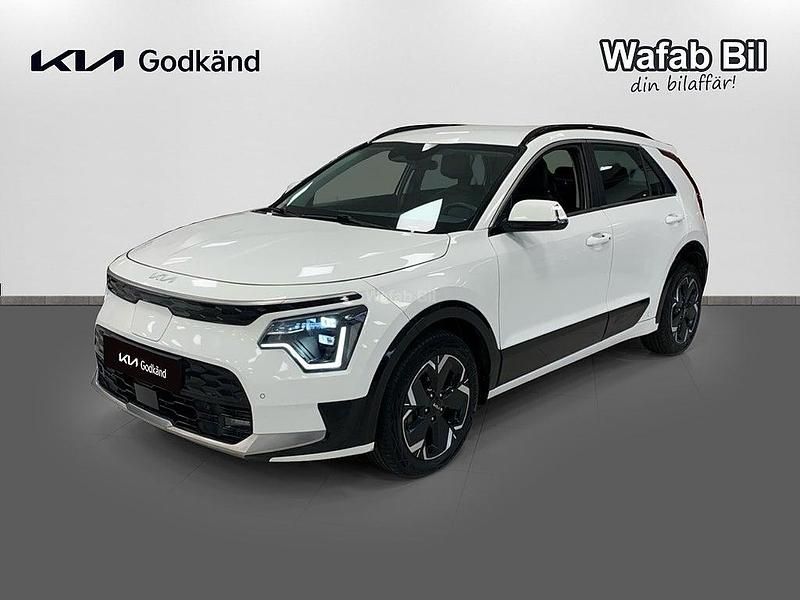 Vit Begagnad 2022 Kia e-Niro SUV | 325 000 kr (Lite dyr) - Bild 1/4