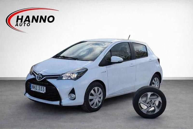 Begagnad Toyota Yaris Hybrid Active 101 HK (74 kW) 2016 Vit