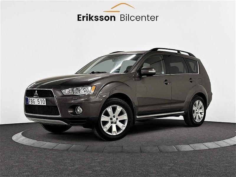 Brun Begagnad 2012 Mitsubishi Outlander SUV | 79 900 kr (Marknadspris) - Bild 1/4