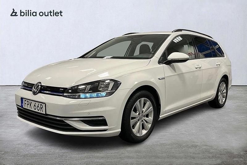 Vit Begagnad 2020 VW Golf VIII Kombi | 139 900 kr (Bra pris) - Bild 1/3