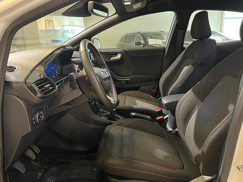 Begagnad Ford Puma ST-Line 125 HK (91 kW) 2022 Vit SUV