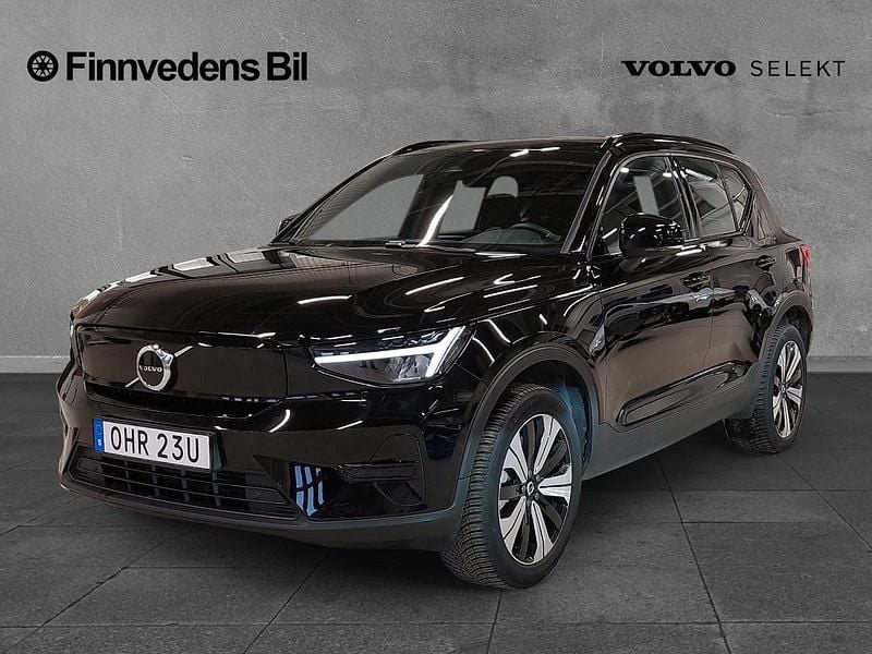 Begagnad Volvo XC40 Single Motor 175 kW (238 HK) 2023 Svart SUV