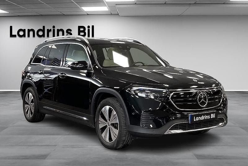 Begagnad Mercedes EQB300 Progressive 167 kW (228 HK) 2022 Svart SUV