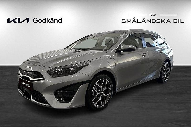 Grå Begagnad 2024 Kia Ceed Sportswagon Advance Kombi | 399 900 kr - Bild 1/4