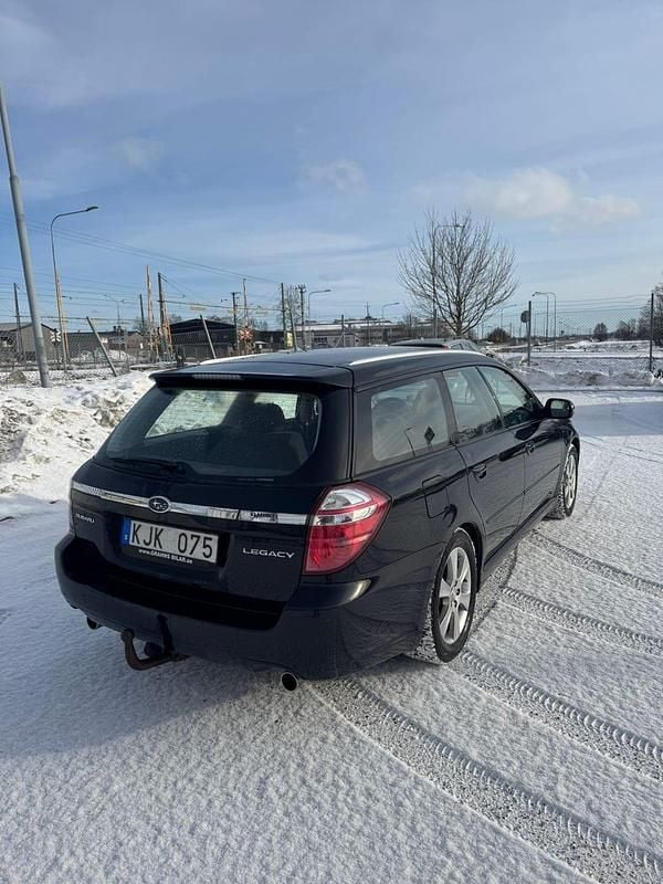 Begagnad Subaru Legacy 173 HK (127 kW) 2008 Kombi