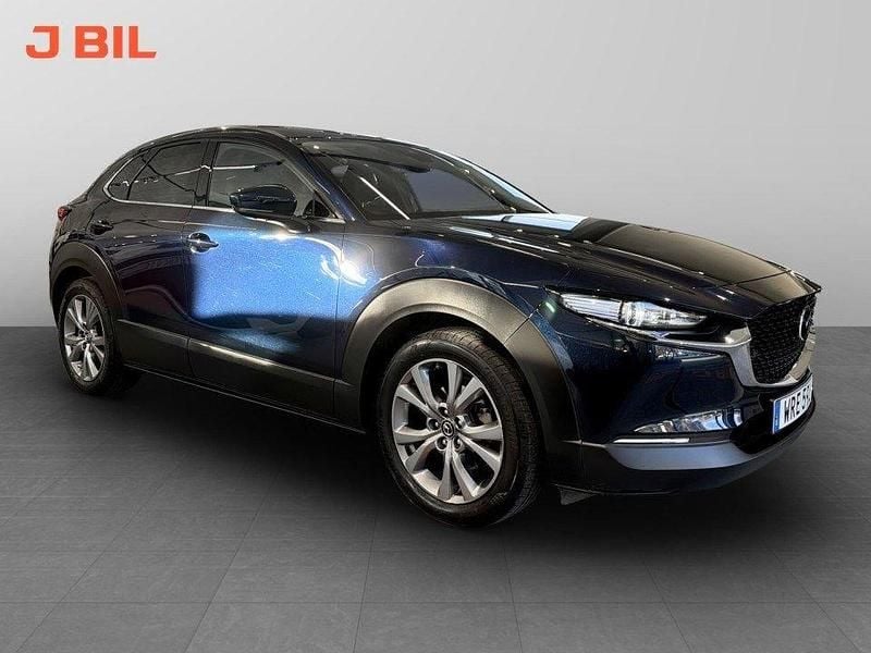 Blå Begagnad 2022 Mazda CX-30 Cosmo SUV | 249 900 kr (Marknadspris) - Bild 1/4