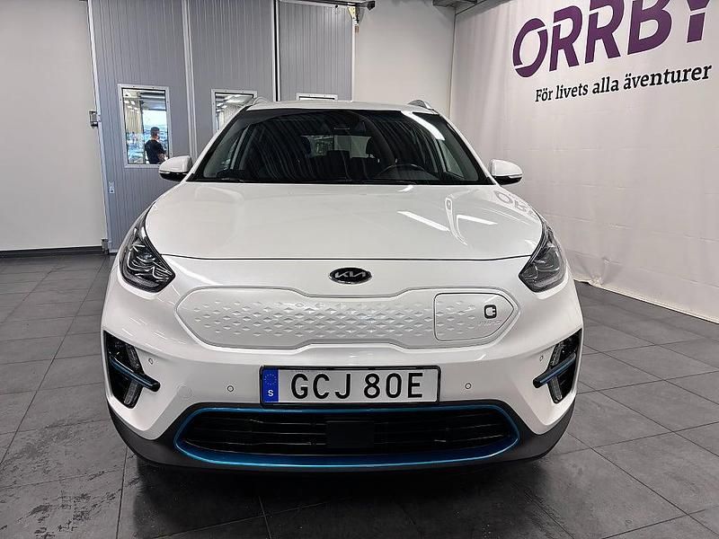 Begagnad Kia e-Niro Advance 150 kW (204 HK) 2021 Vit SUV