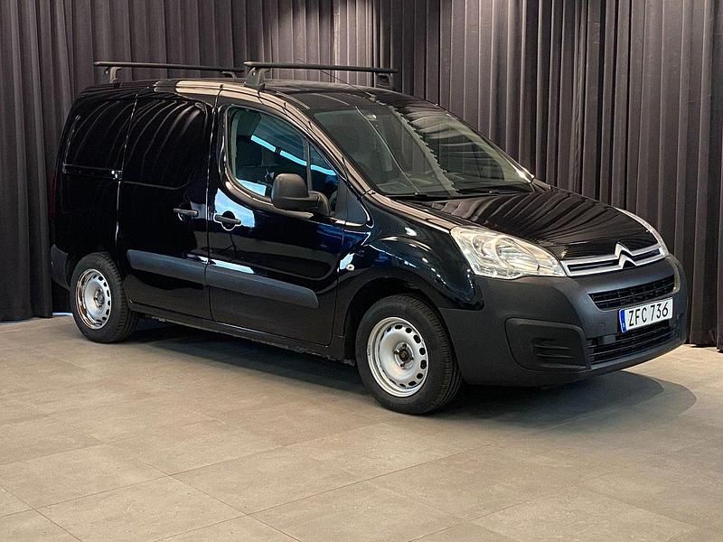 Svart Begagnad 2018 Citroën Berlingo Minibuss | 109 000 kr (Dyr) - Bild 1/4