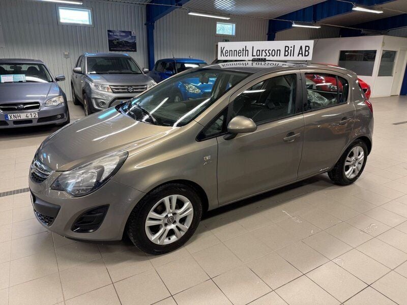 Brun Begagnad 2014 Opel Corsa Enjoy Halvkombi | 69 000 kr (Marknadspris) - Bild 1/4