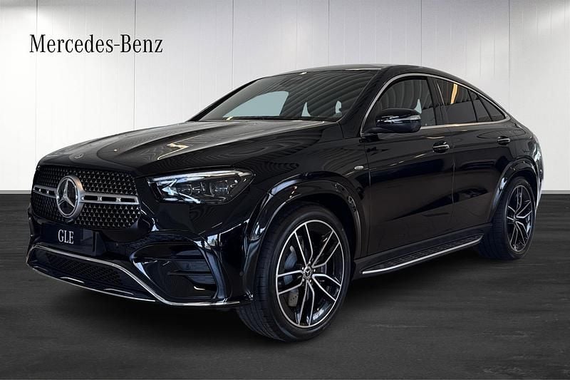 Svart (black) Ny 2025 Mercedes GLE350 AMG line Sportkupé | 1 186 150 kr (Marknadspris) - Bild 1/4