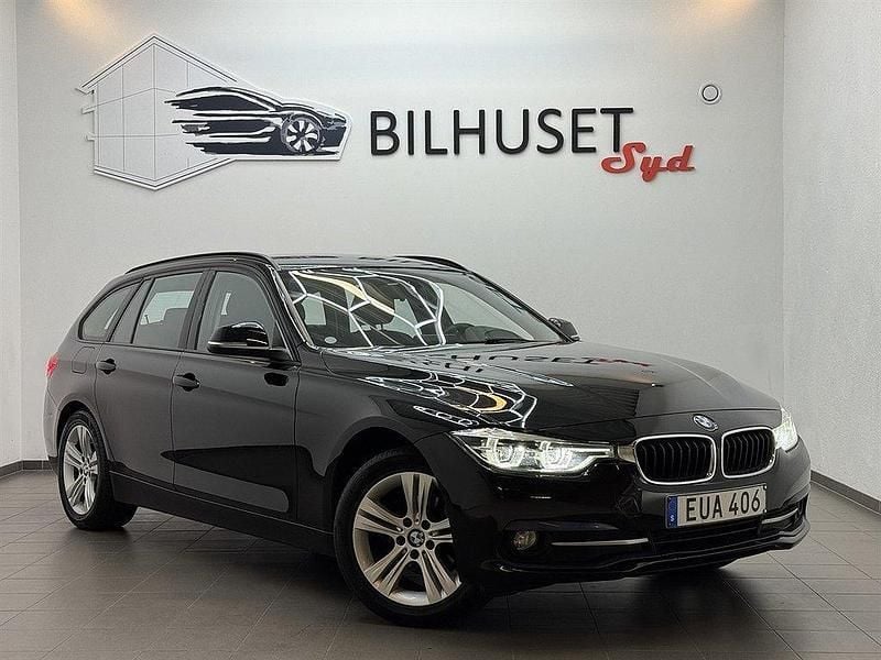 Svart Begagnad 2016 BMW 318 Sport Line Kombi | 148 500 kr (Marknadspris) - Bild 1/4