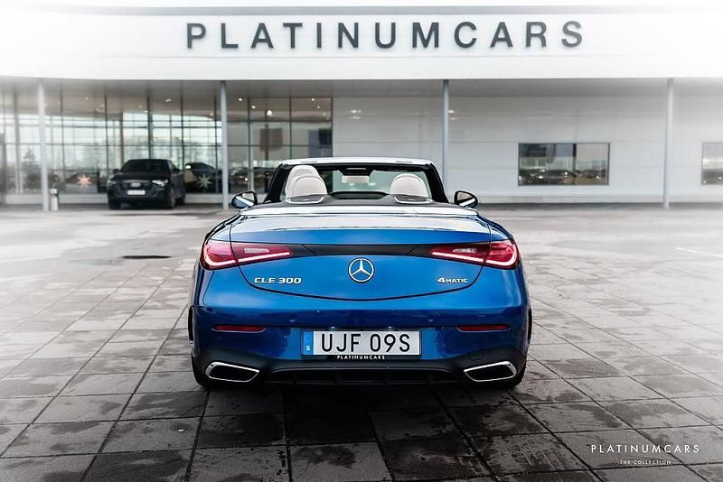Begagnad Mercedes CLE300 AMG 258 HK (189 kW) 2024 Spectral blå Cab