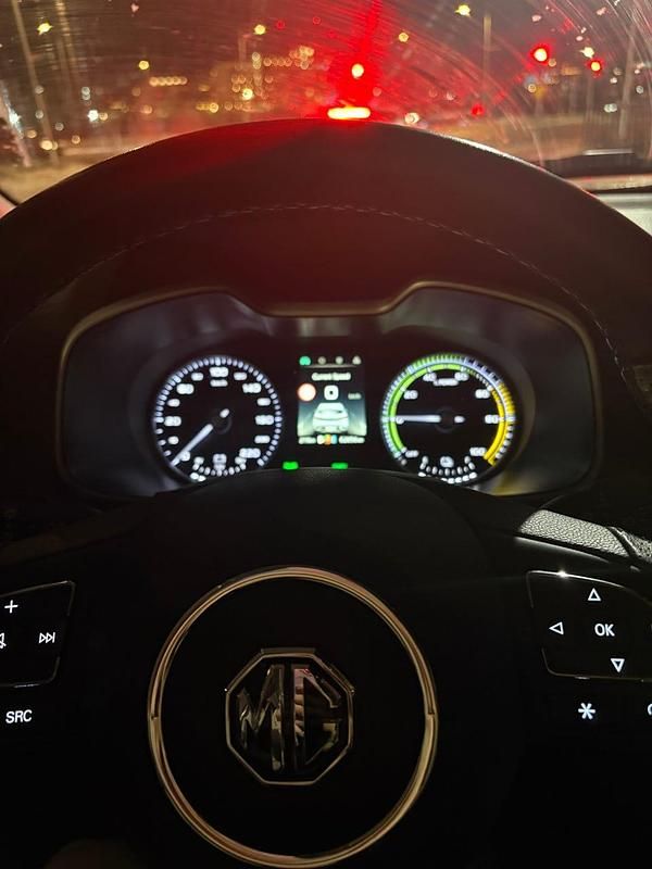 Begagnad MG ZS 105 kW (143 HK) 2021 SUV