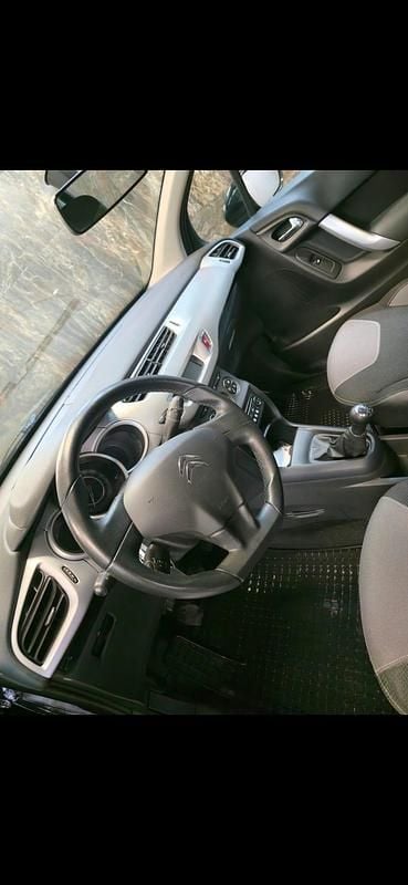Begagnad Citroën C3 68 HK (50 kW) 2012
